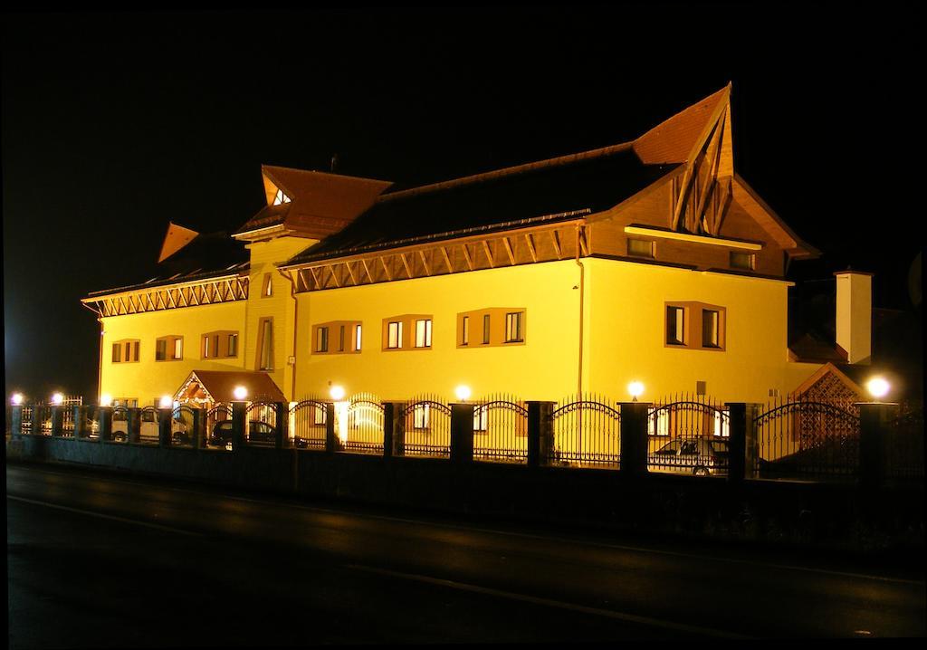 Motel Vector Acăţari Zewnętrze zdjęcie